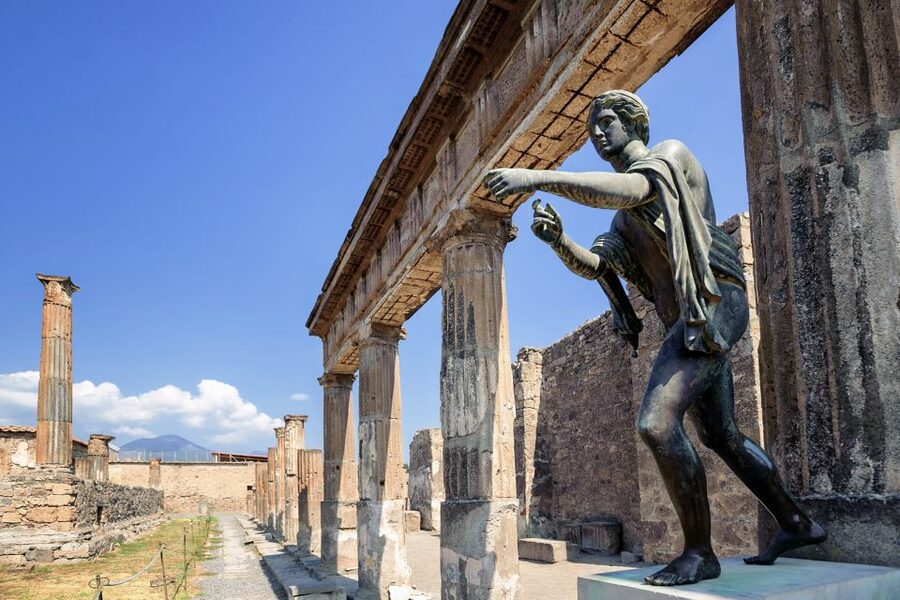 Pompeii: Guided Walking Tour with Entrance Ticket - Streets with shop signs: spotting the business of ordinary days