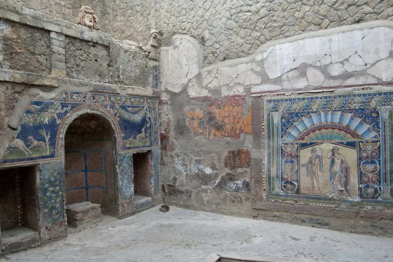 Pompeii & Herculaneum Tour with an archeologist - Herculaneum’s homes on upper floors: Casa del Salone Nero and Casa Sannitica