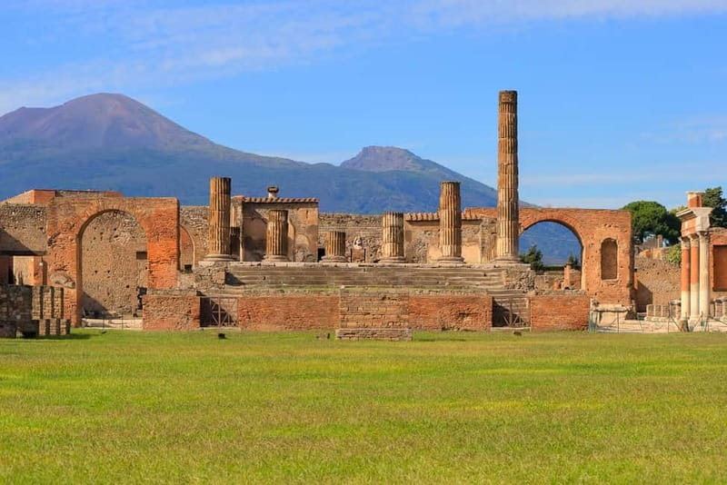 Pompeii & Herculaneum Tour with an archeologist - Mosaics and charred furniture: when preservation feels almost unfair