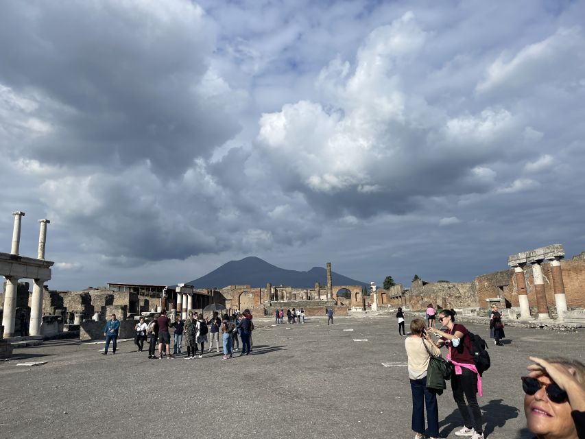 Pompeii: Highlights Guided Walking Tour - One Hour in Pompeii: What This Tour Really Delivers