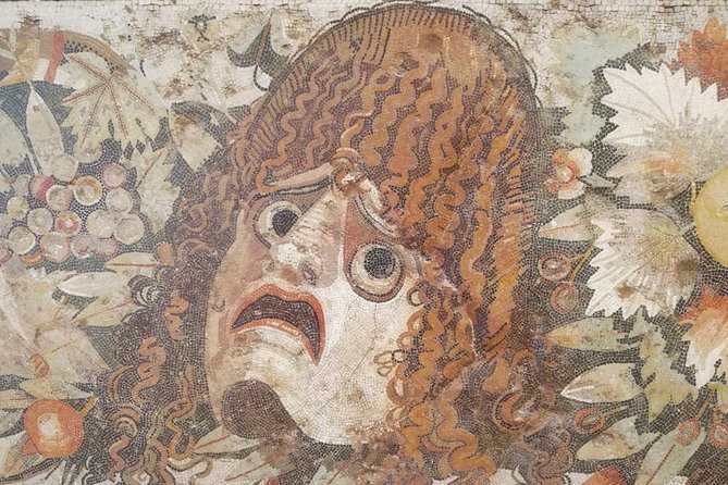 Pompeii: living with the volcano - Stop 1: Pompeii’s Archaeological Park, told like you’re walking with residents