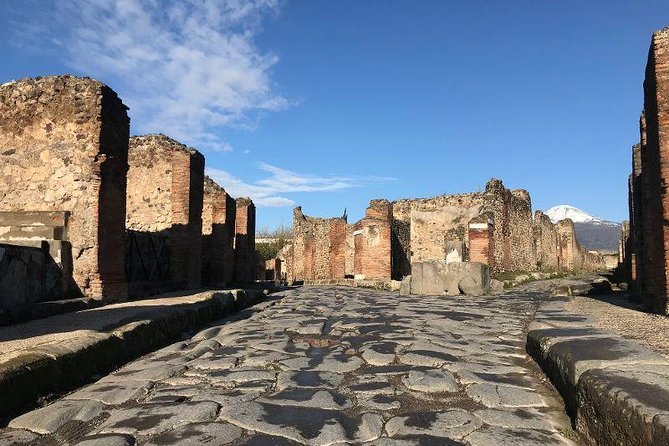 Pompeii Private Tour with Expert Guide - Lupanare House: a stop that sparks questions