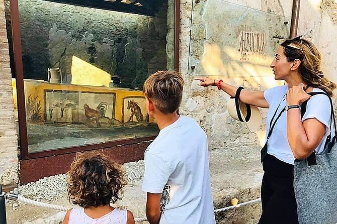 Pompeii Private Walking Tour with Expert and Authorized Guide - Key highlights worth your time