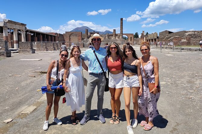 Pompeii Private Walking Tour with Expert and Authorized Guide - Timing, booking ahead, and how to get the best day