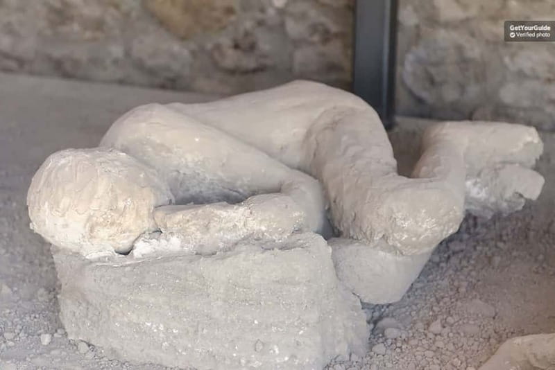 Pompeii Ruins 2-Hours Guided Tour and priority entry ticket - Priority entry and the 2-hour schedule: where the value really shows