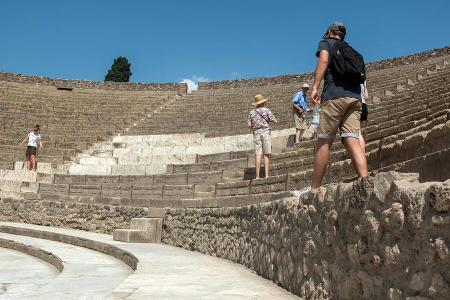 Pompeii: Skip-the-Line Guided Tour - Meet at Coffee Shop Vittoria and get bearings fast