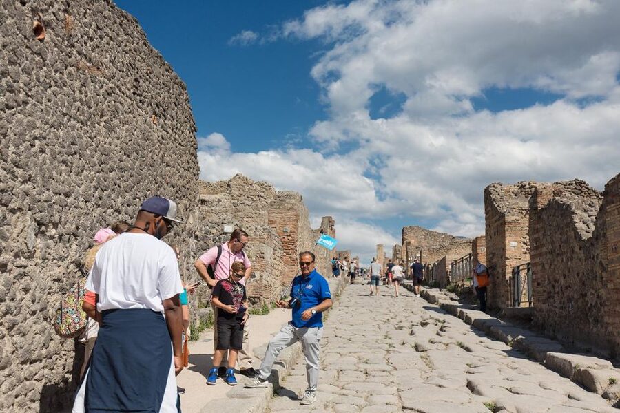 Pompeii: Skip-the-Line Guided Tour - What to bring so you enjoy Pompeii (not suffer through it)