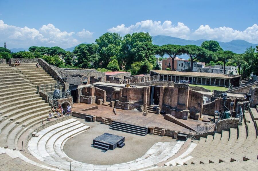 Pompeii: Skip-the-line-Ticket and Guided Tour - Why skip the line matters at Pompeii