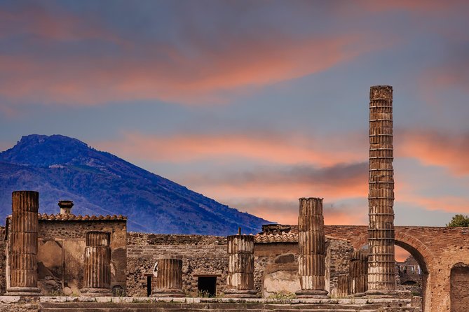 Pompeii: Skip-the-line-Ticket with Guided Tour - Where to meet: Piazza Esedra is correct, but you must be on time