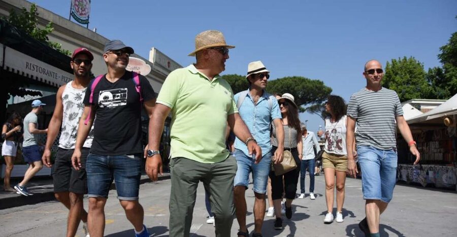 Pompeii Skip-The-Ticket-Line Tour with an Archeologist - Skip the Ticket Line: What It Really Buys You in Pompeii