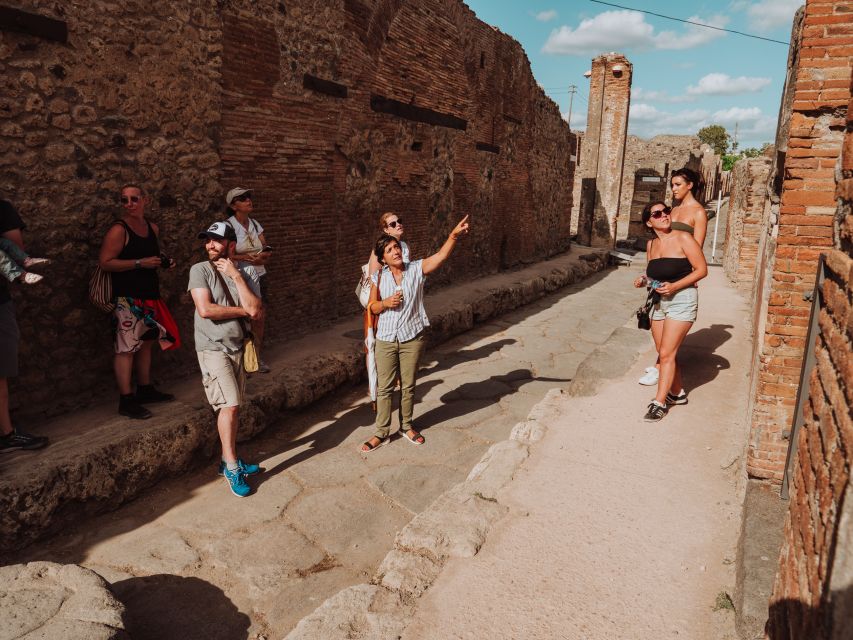 Pompeii: Small-Group Tour of Pompeii and Herculaneum - Should you book this Pompeii and Herculaneum tour?
