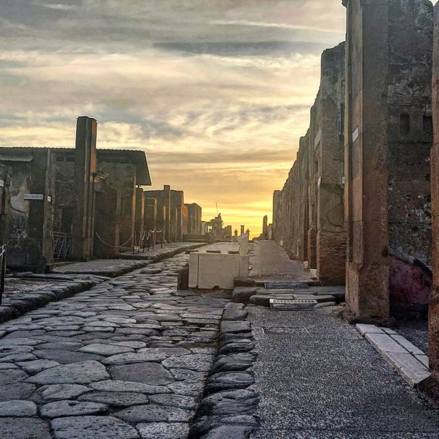 Pompeii Sunset tour for small group - Photo Stops and Golden Hour: How to Get the Best Shots