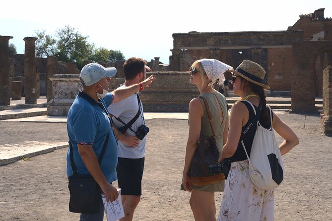 Pompeii Tour & Lunch with Wine Tasting Experience - Tears of Christ on Vesuvius: the wine you’ll remember after Pompeii