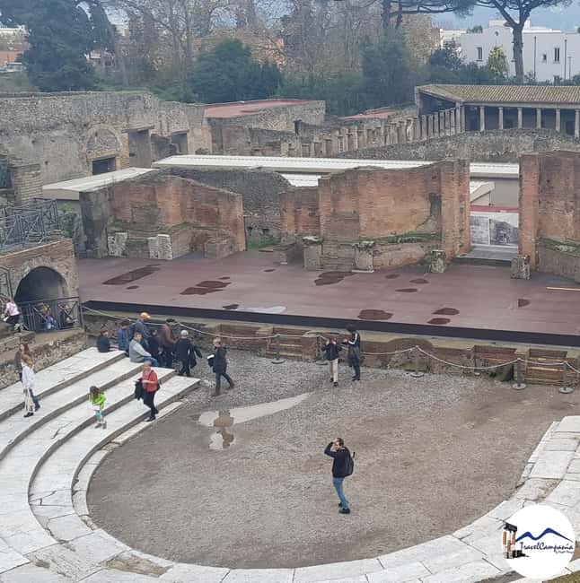 Pompeii Tour with Archaeological Expert and Lunch - Lunch at Ristorante pizzeria Turistico: simple food, good timing