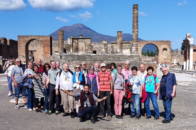 Pompeii: Tour with Archaeologist Guide & Skip-the-Line Entry - Teatro Piccolo (10 Minutes) and House of Menander (15 Minutes)