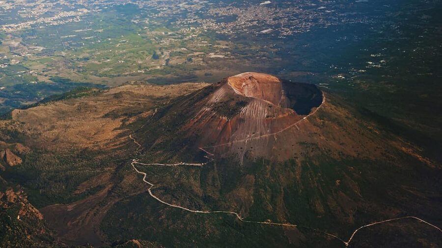 Pompeii & Vesuvius - The Crater Experience: Alpine Guide on Vesuvius, Then Views Over the Gulf