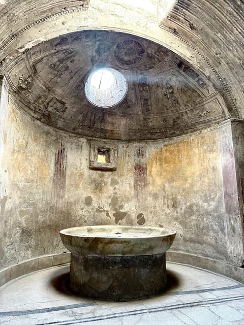 Pompeii VIP 3h Tour: Skip-the-line with your Archaeologist - A Licensed Archaeologist Changes Everything (Like Ricardo or Federica)