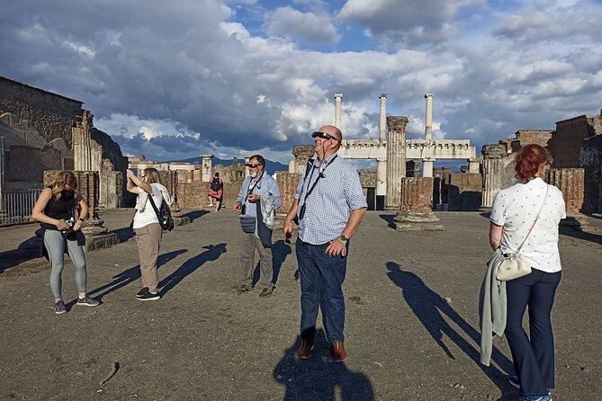 Pompeii: walking tour with 3D glasses and with entrance ticket - Heat, weather, and walking practicality in Pompeii