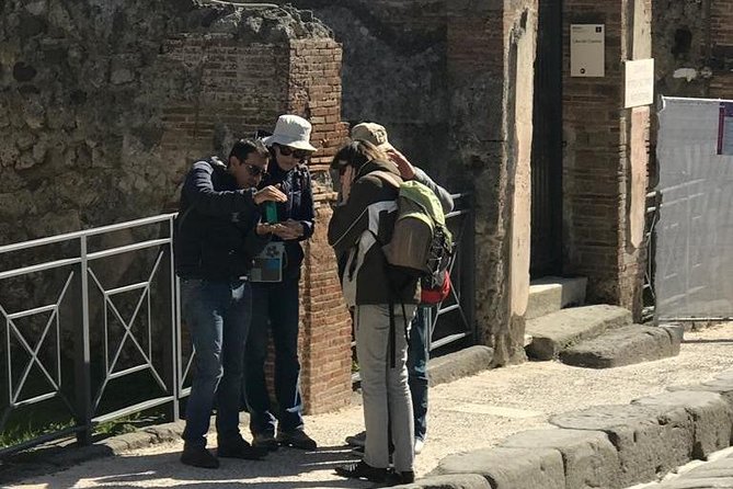 Pompeii with an archaeologist, the original!!! - Price and entrance tickets: how the math works for your group