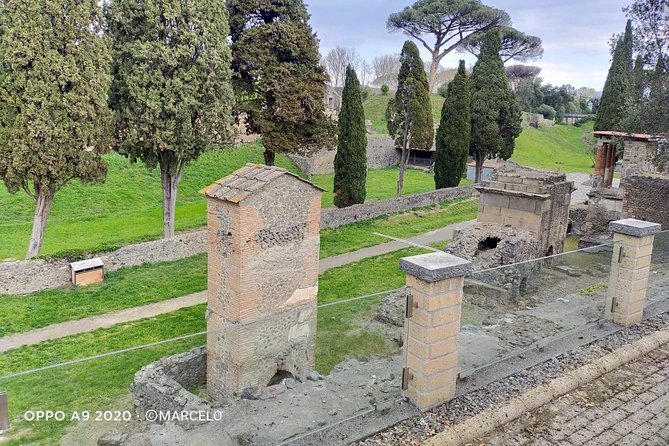 Private Archaeologist service to explore Pompeii's secrets any time ticket incl. - Stop 4: Teatro Grande (Two Theatres, One Living City Feeling)