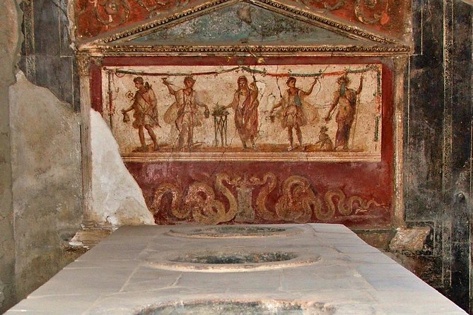 Private Day Tour of Pompeii, Sorrento and Positano with Pick Up - Door-to-door pickup that actually matters here