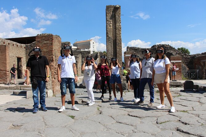 Private Guided Tour and VR Headsets in the Ancient Pompeii - Where the Tour Doesn’t Pretend It’s Easy