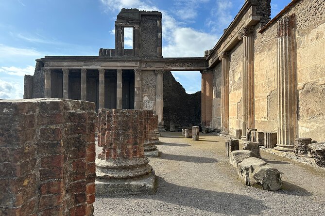 Private Guided Tour of Pompeii Excavations - How the 79 AD eruption context changes your walking