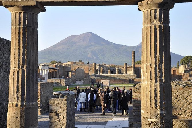 Private Tour of Pompeii with official tour guide and skip the line tickets - Stop 1: Pompeii Archaeological Park streets, Villa dei Misteri views, and daily life