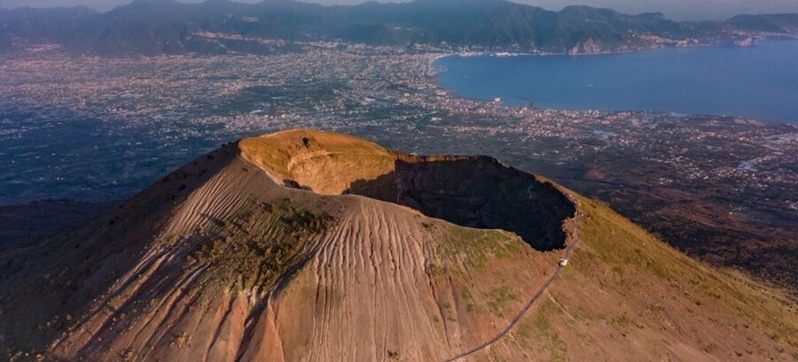 Round-Trip to Vesuvius National Park From Ercolano - Key Things You’ll Notice Right Away