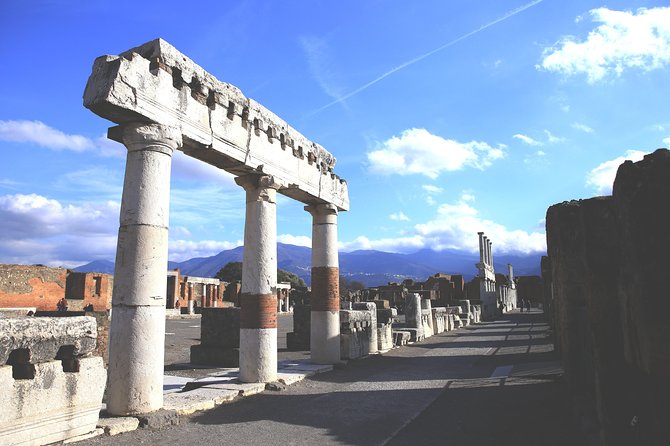 Skip-the-Line Best of Pompeii in one Day Tour w Local Guide & new opened houses - Skip-the-line Pompeii feels like a different day