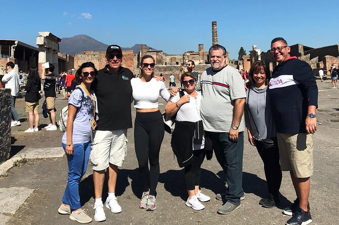 Skip-the-line Exclusive Private Full-Day Complete Ancient Pompeii Guided Tour - Stop 5: Casa di Ottavio Quartione—scale on the main road