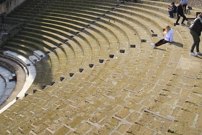 Skip the Line Tour of Pompeii for Kids & Families - Pompeii’s Daily Life: Houses, Shops, and Public Spaces