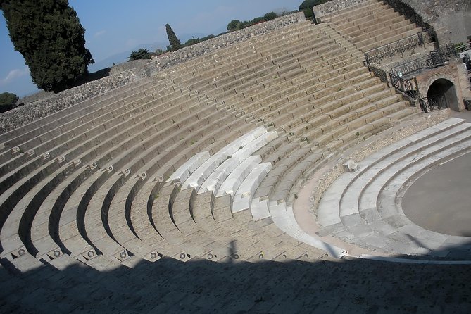Tour in the ruins of Pompeii with an archaeologist - Should You Book This Pompeii Ruins Tour?