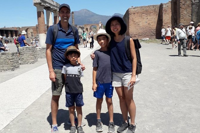 Tour of Pompeii for families with Transfer from Naples & Sorrento - Getting there: meeting at Hotel Vittoria and using transfers