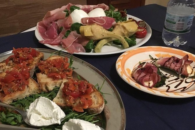 Traditional Neapolitan Dinner in Pompei - Villa Franca - Family Restourant - Villa Franca in Pompeii: where the dinner actually begins