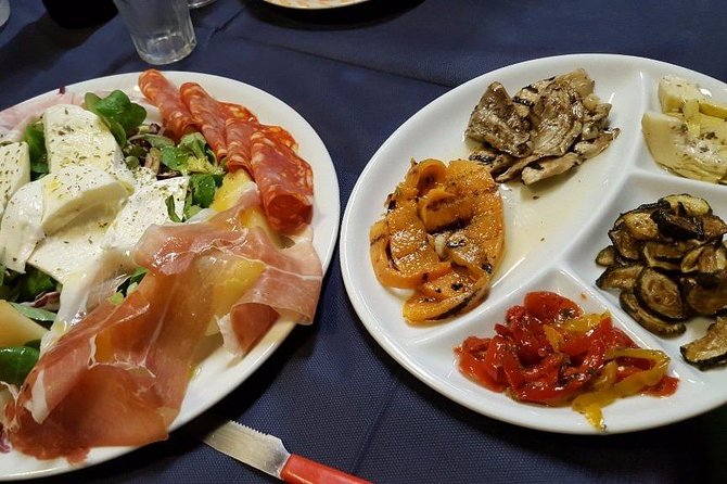Traditional Neapolitan Dinner in Pompei - Villa Franca - Family Restourant - The daily menu changes: why that matters