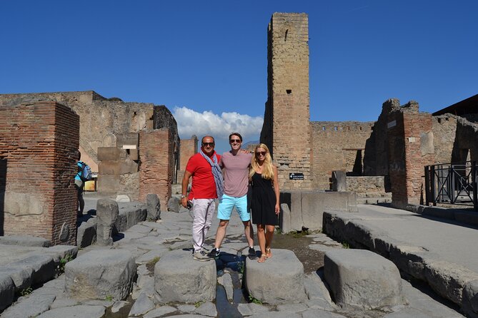 VIP Pompeii Tour including Newly Opened Houses With Archaeologist - The newly opened Domus experience: Domus of Venus and the Birth of Venus